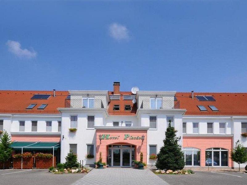 Platan Hotel Дебрецен Екстериор снимка