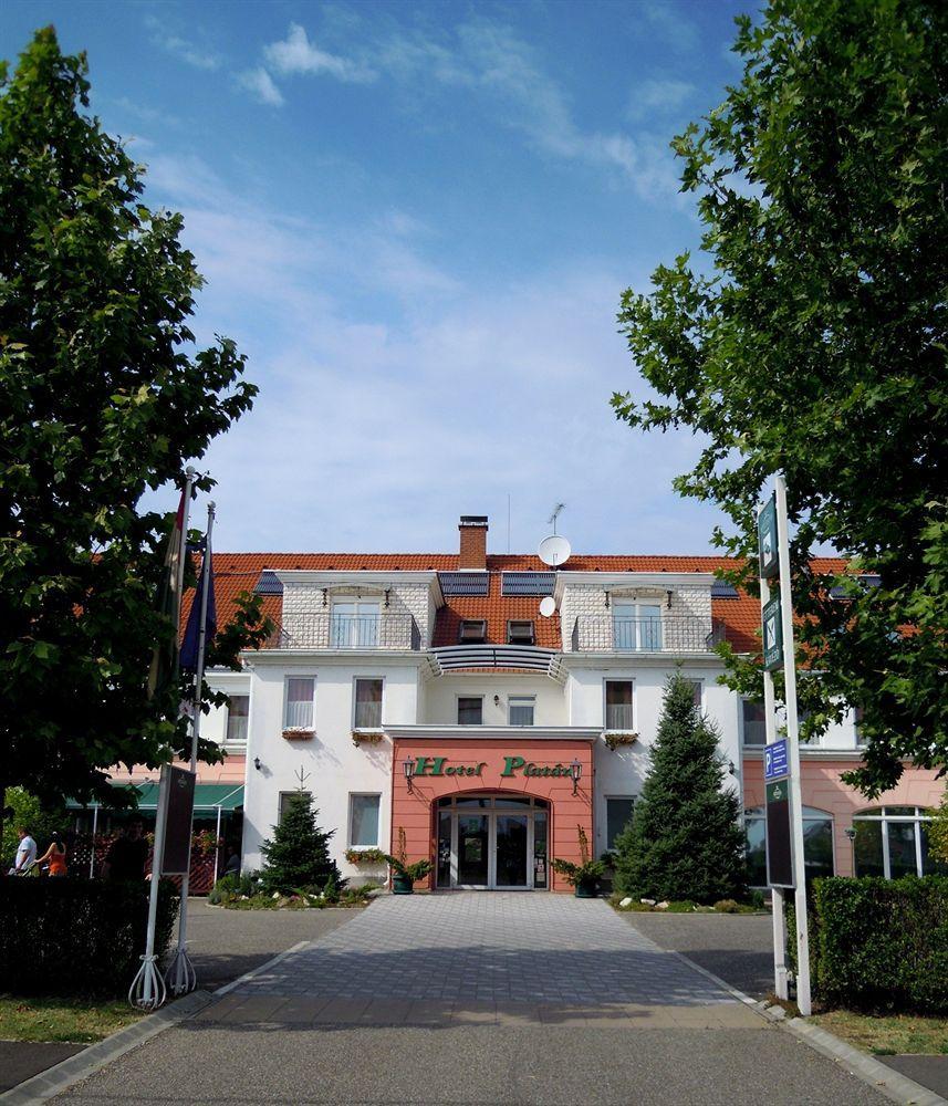 Platan Hotel Дебрецен Екстериор снимка