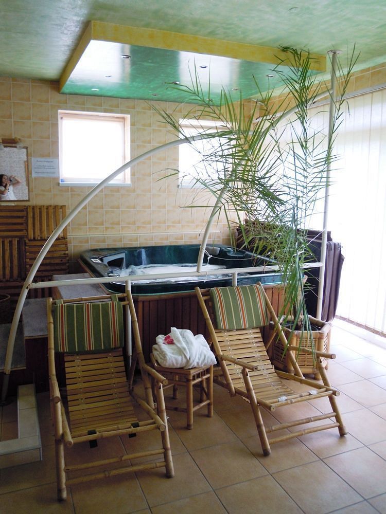 Platan Hotel Дебрецен Екстериор снимка